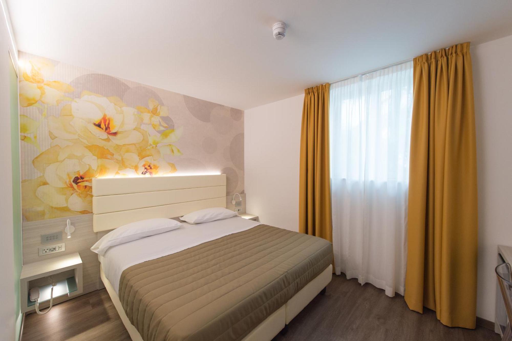 Comfort Double or Twin Room spa access